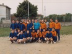 Graziano Cortesi e i colleghi al torneo di calcio aziendale.