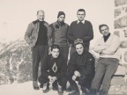Luigi Fin con alcuni colleghi in montagna a Corno d'Aola.